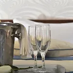 فندق كونستانتينو بروس أسيمينا سويتس بافوس