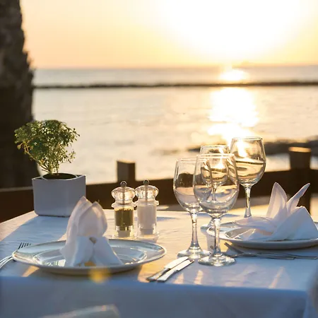 מלון Constantinou Bros Asimina (adults Only)