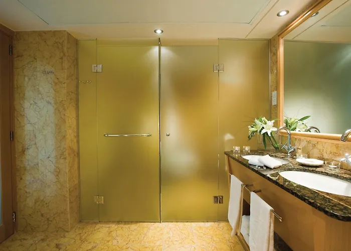 Constantinou Bros Asimina 5*